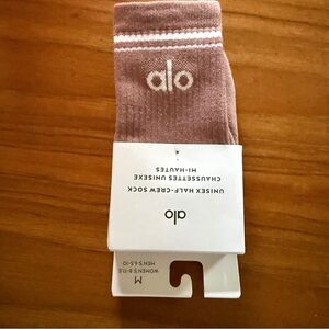 New ALO Unisex Half-Crew Sock Size M Smoky Quartz White
